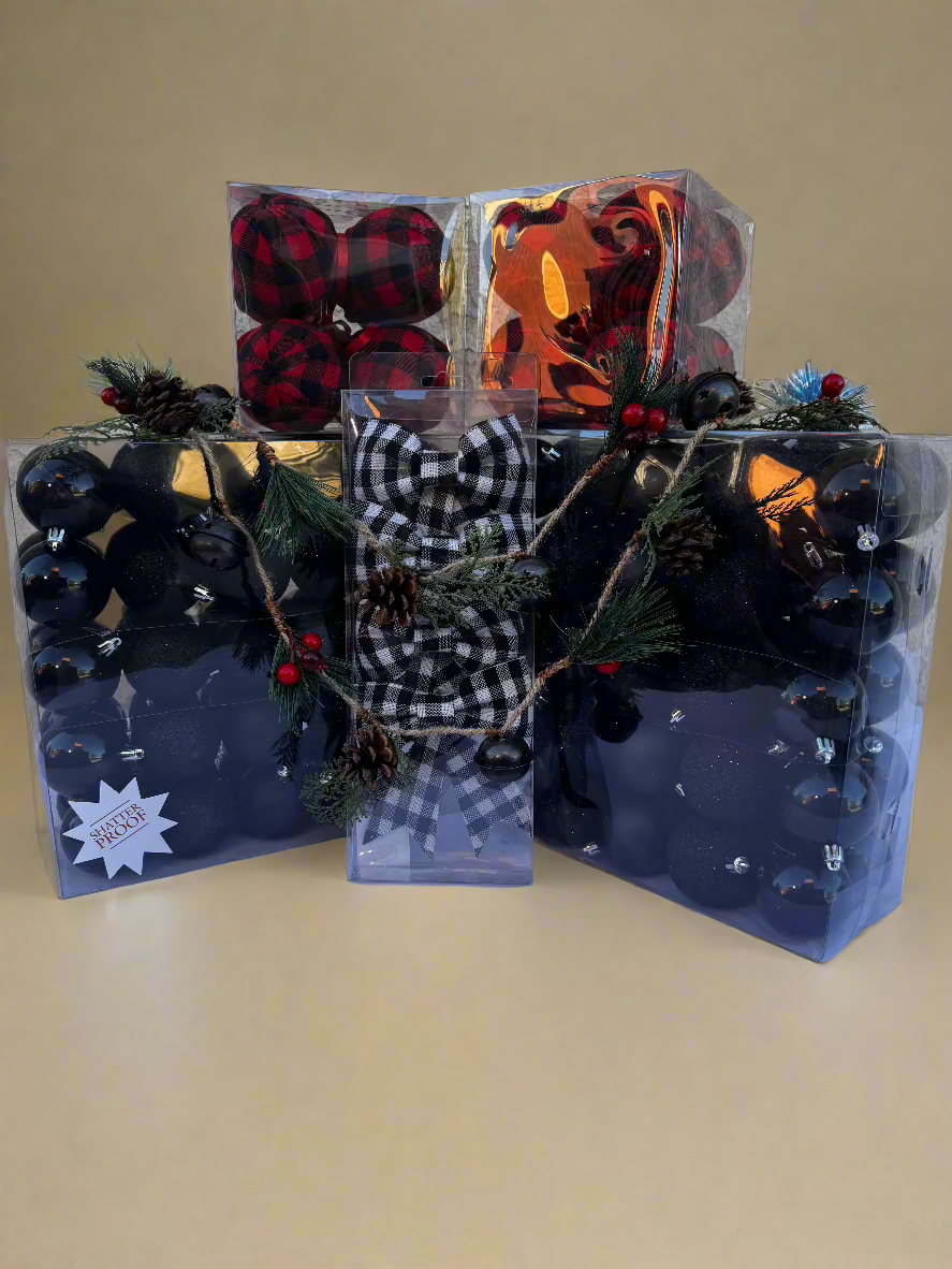 Rustic Pinecone and Berry Tree Topper (8.85 x 3 x 12in)