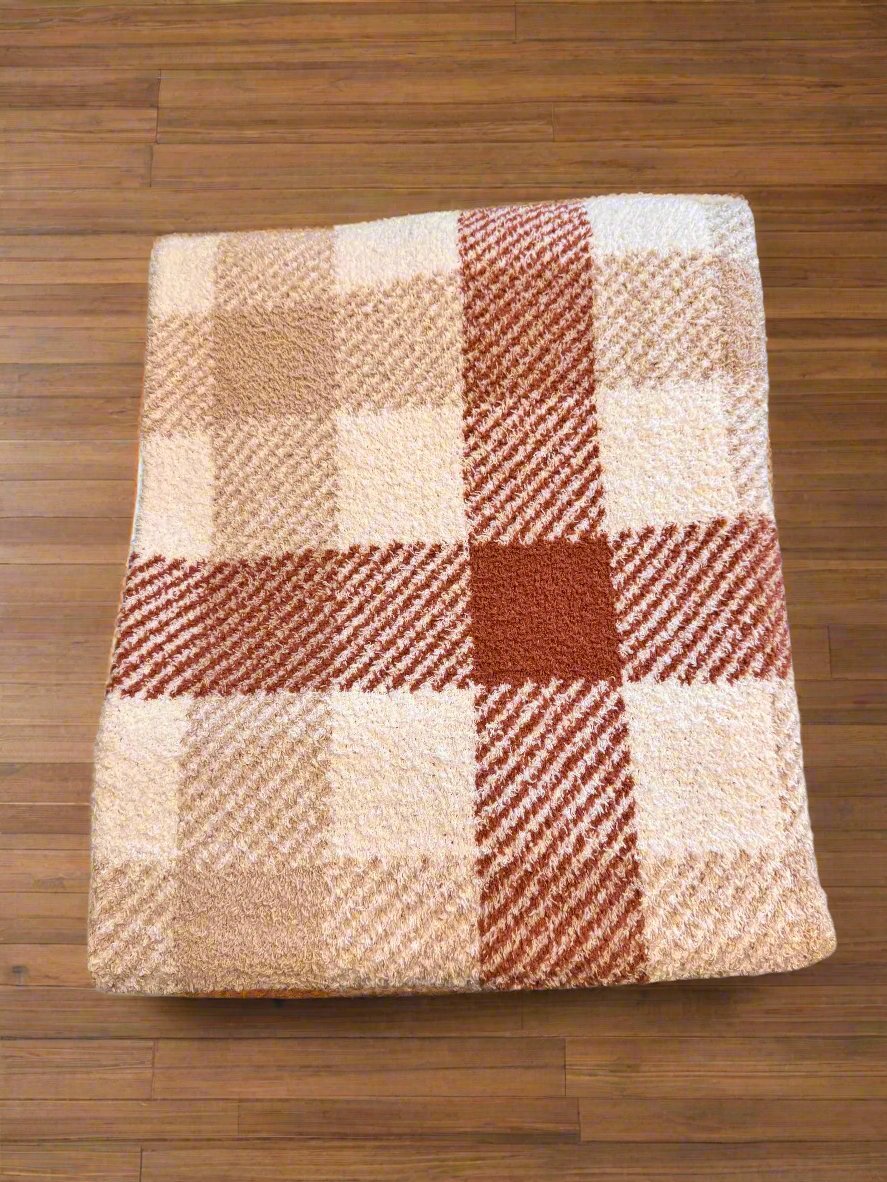 Maple Plaid Comfort Throw