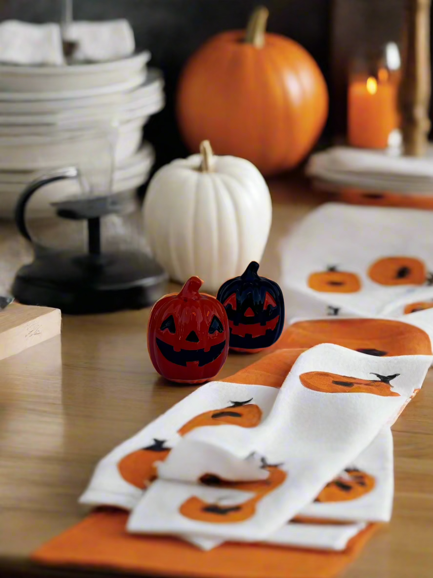 Jack-O'-Lantern Spice Shakers