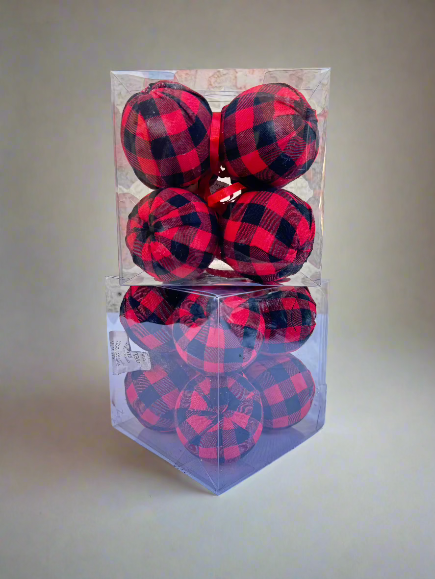 Buffalo Plaid Holiday Ornaments (8 Pieces)