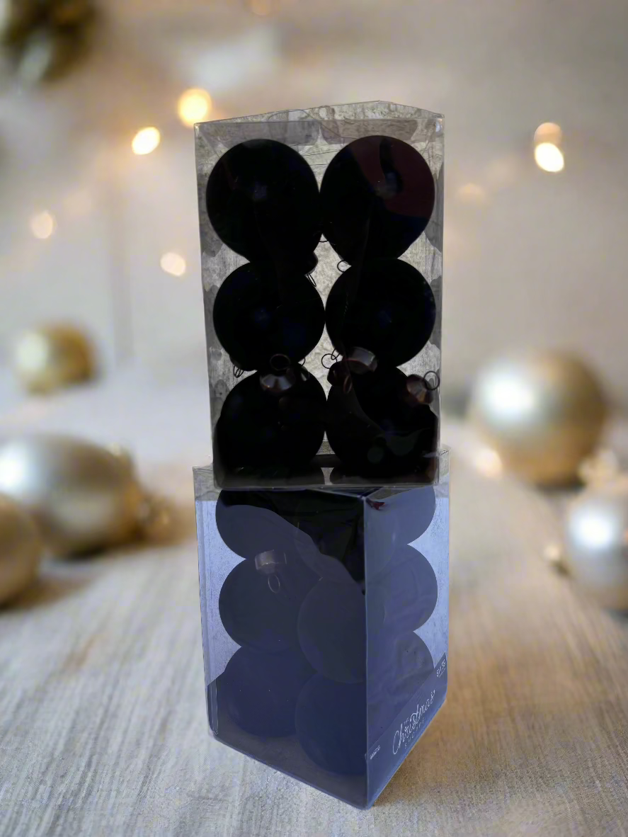 Velvet Black Holiday Ornament Set (12 Pieces)